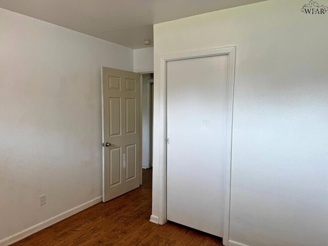 Building Photo - 4111 McGaha Ave