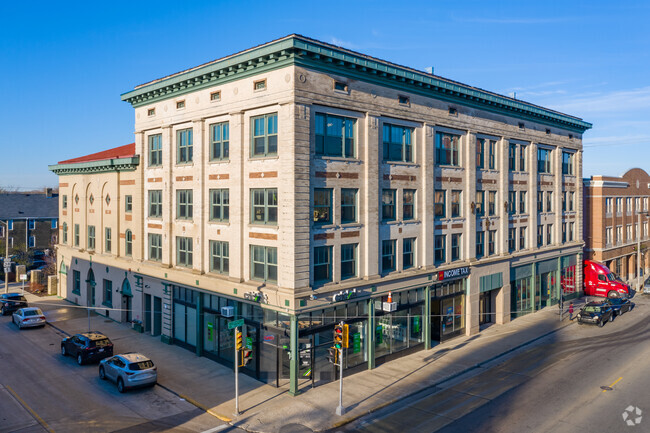 Primary Photo - 601-615 W Historic Mitchell St