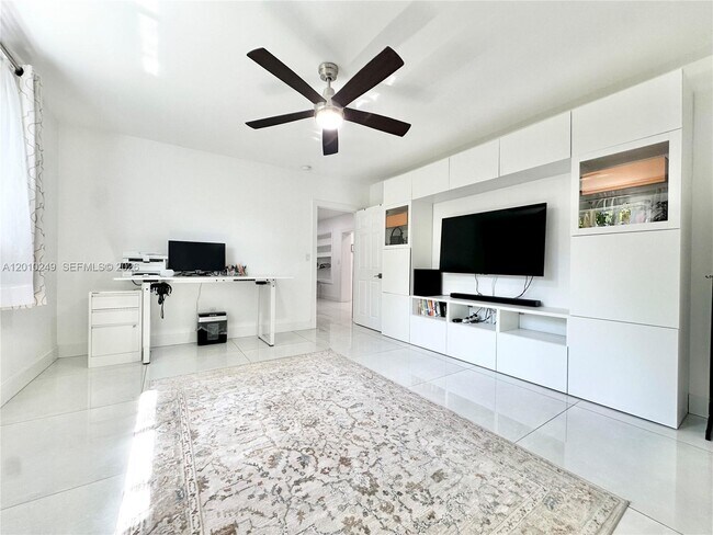 Building Photo - 7800 SW 57th Ct