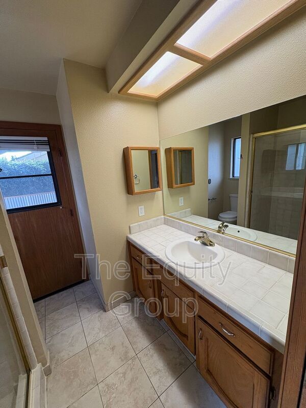 Building Photo - 644 N Atwood St