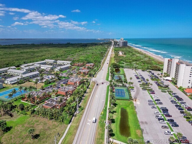 Building Photo - 9500 S Ocean Dr