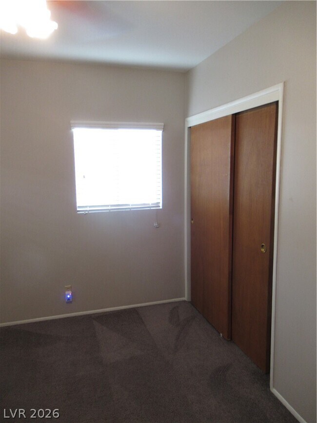 Building Photo - 107 E Pacific Ave