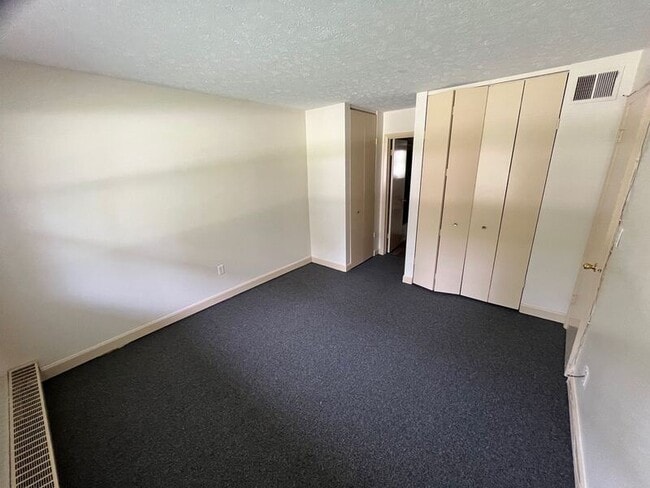 Building Photo - 2143 St Johns Pl