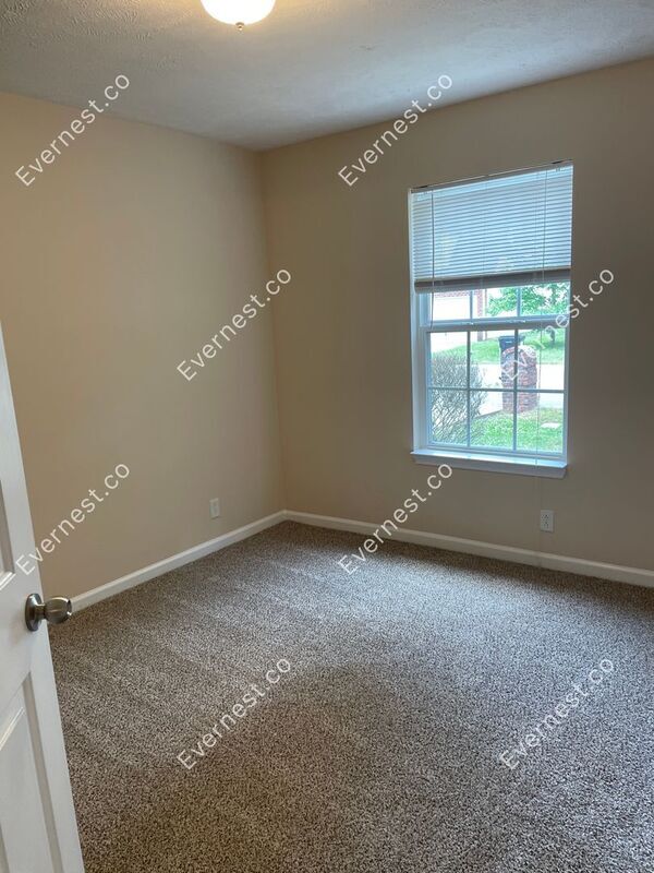 Building Photo - 3133 Sherborne Ct