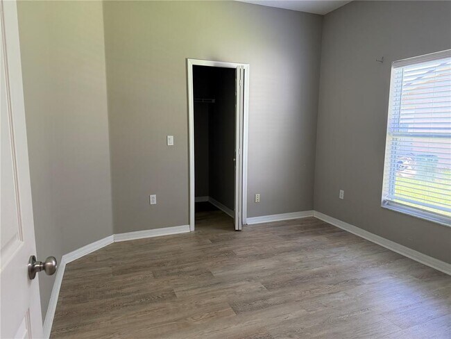 Building Photo - 29 Forsythe Ln