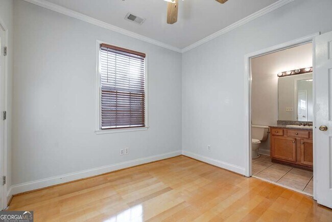 Building Photo - 2310 Hosea L Williams Dr NE