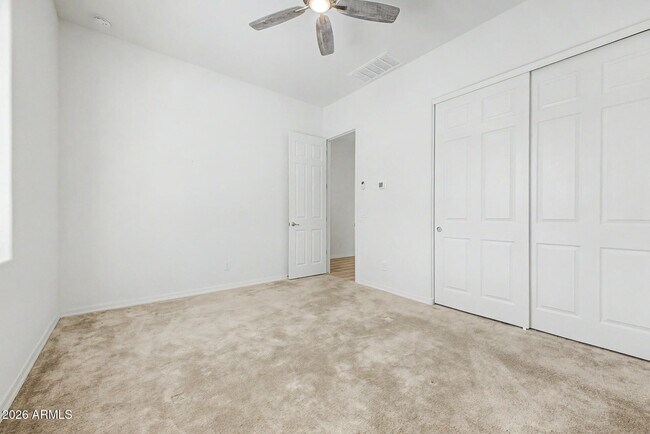 Building Photo - 20523 W Rosewood Ln