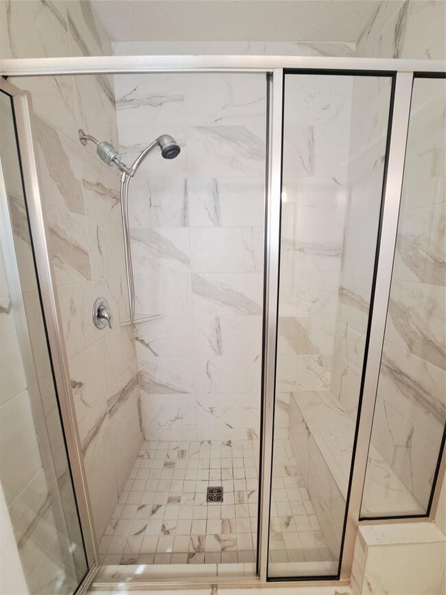 Building Photo - 309 Toddy Wy