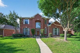 Building Photo - 11613 Alexandria Dr