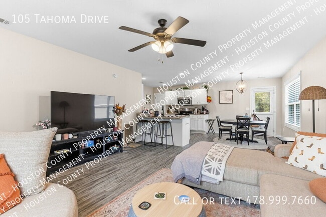 Building Photo - 105 Tahoma Dr