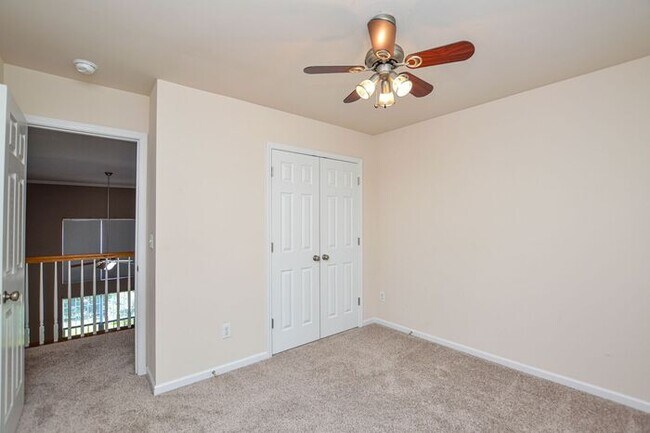 Building Photo - Elegant 4-bedroom Home in Desirable Callonwood Neighborhood in Matthews, NC