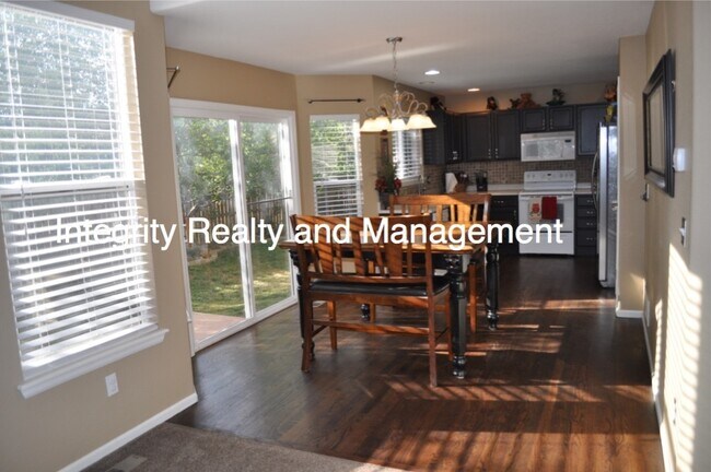 Building Photo - 10299 Willowbridge Ct