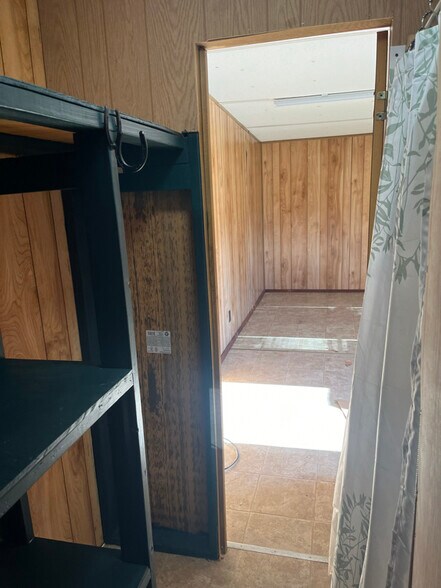 Building Photo - 2138 Richardson Rd