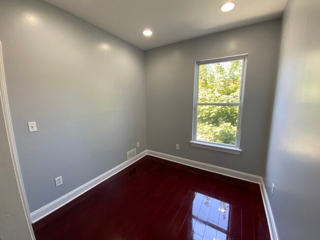 Building Photo - 2207 N 18th St