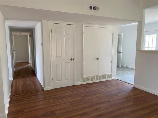 Building Photo - 854 Timberdale St