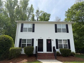 Building Photo - Red-Hot Summer Sale!!! Renovated 2-bedroom townhome in Kannapolis