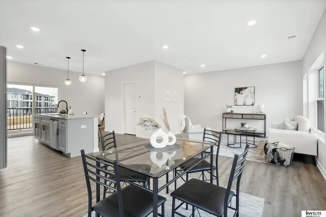 Building Photo - 20855 R Ct