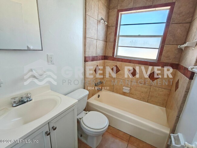 Building Photo - 11620 Charlie Rd