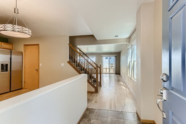 Building Photo - 3 Bedroom 3 Bathroom in Northglenn!