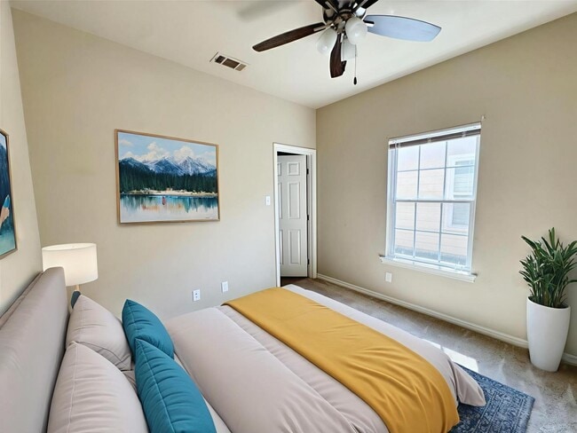 Building Photo - 809 S Wilson St