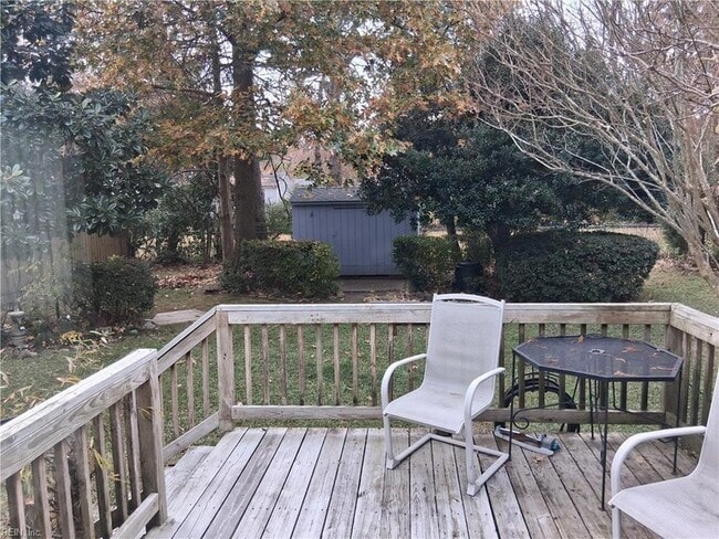 Building Photo - 4525 James Ct