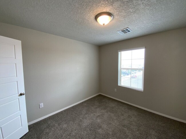 Building Photo - 4 Bedroom Newly Built Home Available Near ...