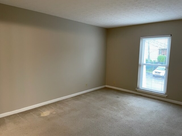 Building Photo - 1503 La Fontenay Ct