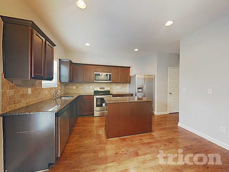 Building Photo - 283 Pernell Dr