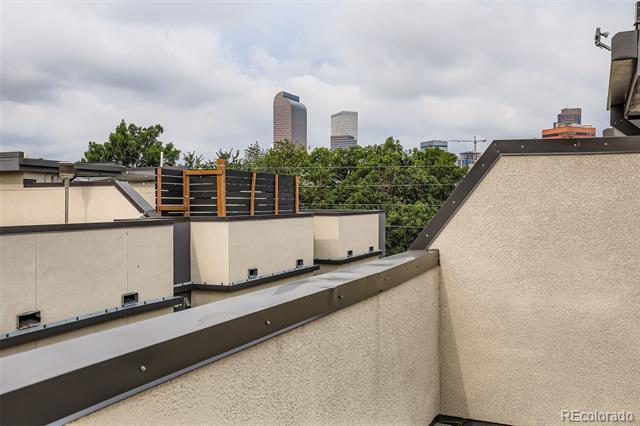 Building Photo - 2065 N Downing St
