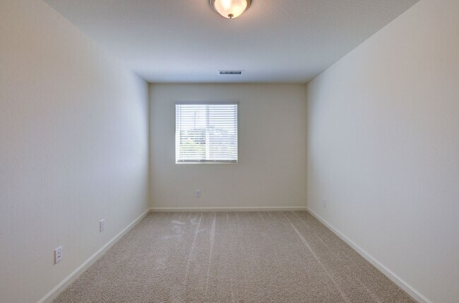 Building Photo - 6313 E Meritage Dr