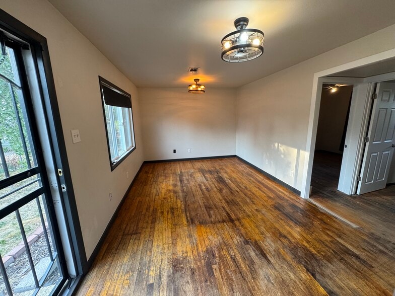 Building Photo - 5210 Ingalls St