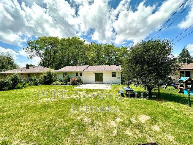 Building Photo - 1817 N 78th St