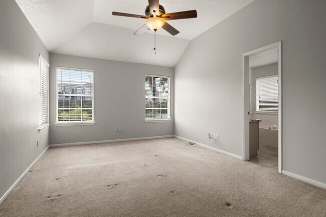 Building Photo - 11307 Travelers Way Cir