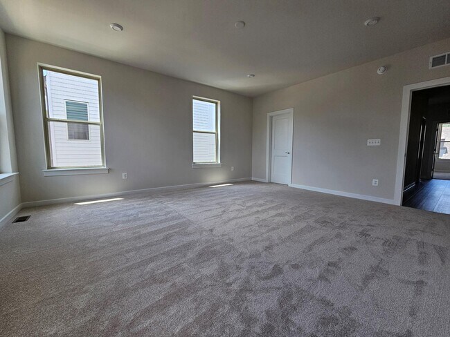 Building Photo - 13721 COBBLE Loop