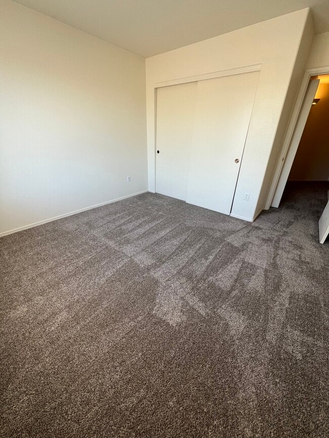 Building Photo - 7783 S Cobble Hill Ct