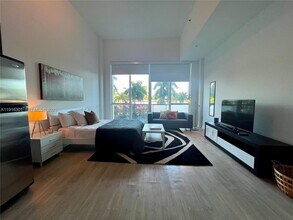 Building Photo - 253 NE 2nd St