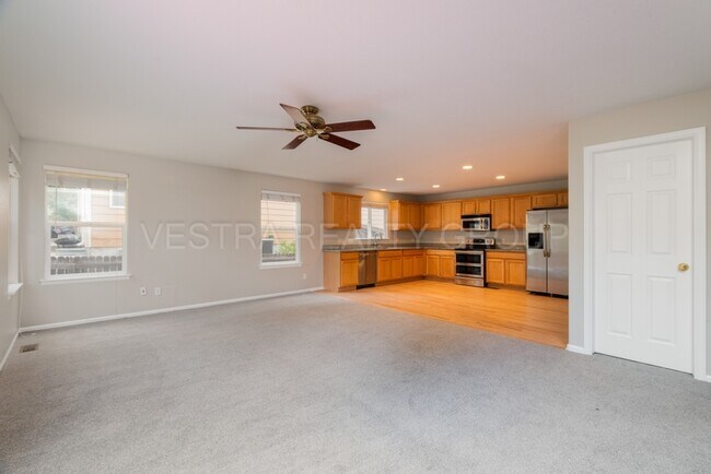 Building Photo - 5524 S Rome Way