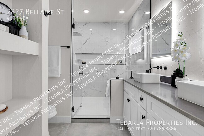 Building Photo - 2827 Bellaire St