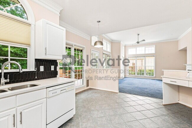 Building Photo - 10927 Rickey Ct