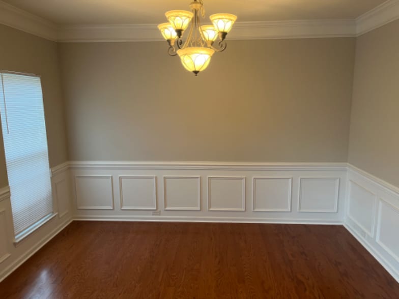 Building Photo - 1018 Fountainbrook Dr