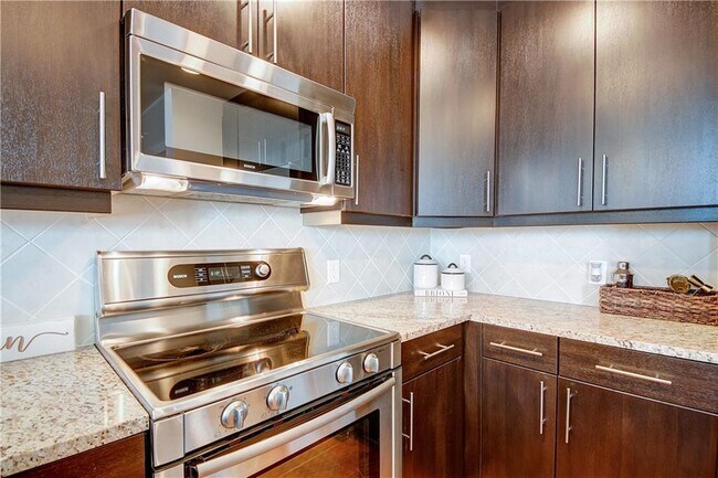 Building Photo - 1080 Peachtree St NE