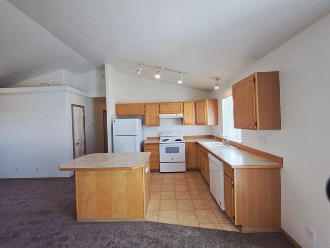 Building Photo - 5042 W Lemonwood Ln