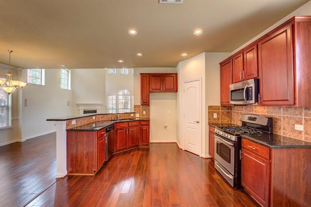 Building Photo - 4321 Peregrine Way