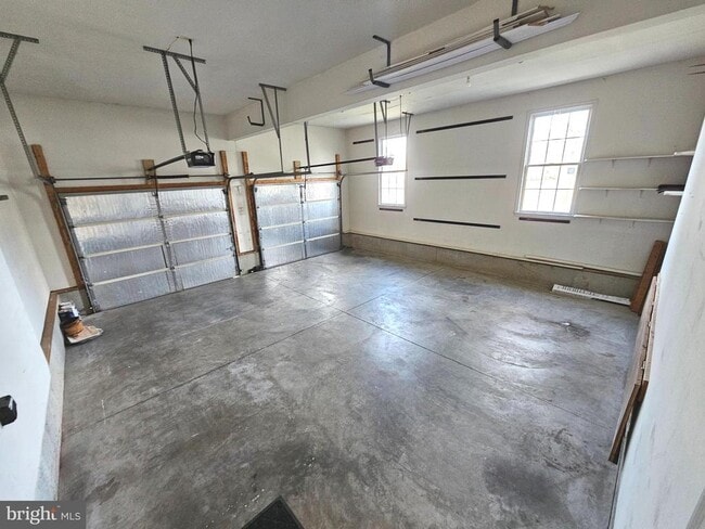 Building Photo - 165 Pitch Kettle Ct