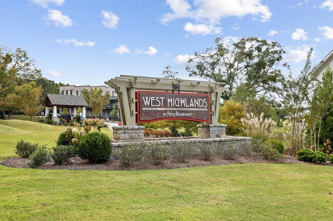 Building Photo - 1856 Perry Blvd NW