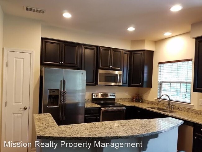 Building Photo - 3 br, 3.5 bath House - 533 Creekwillow Drive