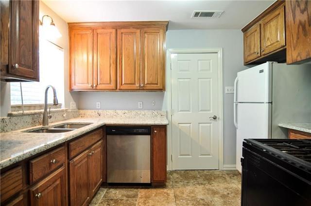 Building Photo - 3918 Hawick Ln