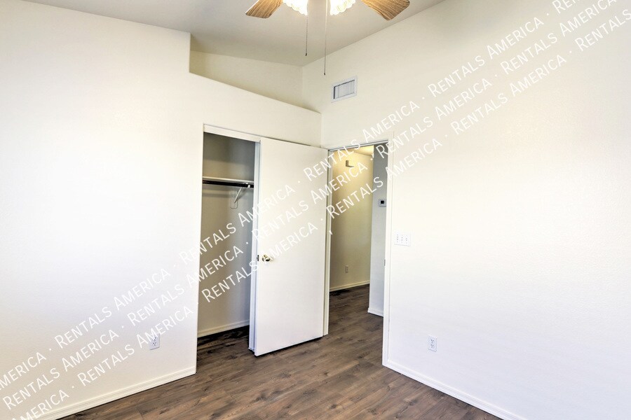 Building Photo - 10984 N Double Eagle Ct