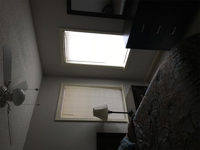 Building Photo - 4200 S Cherry St