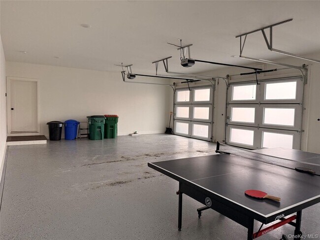 Building Photo - 6 Conifer Ct